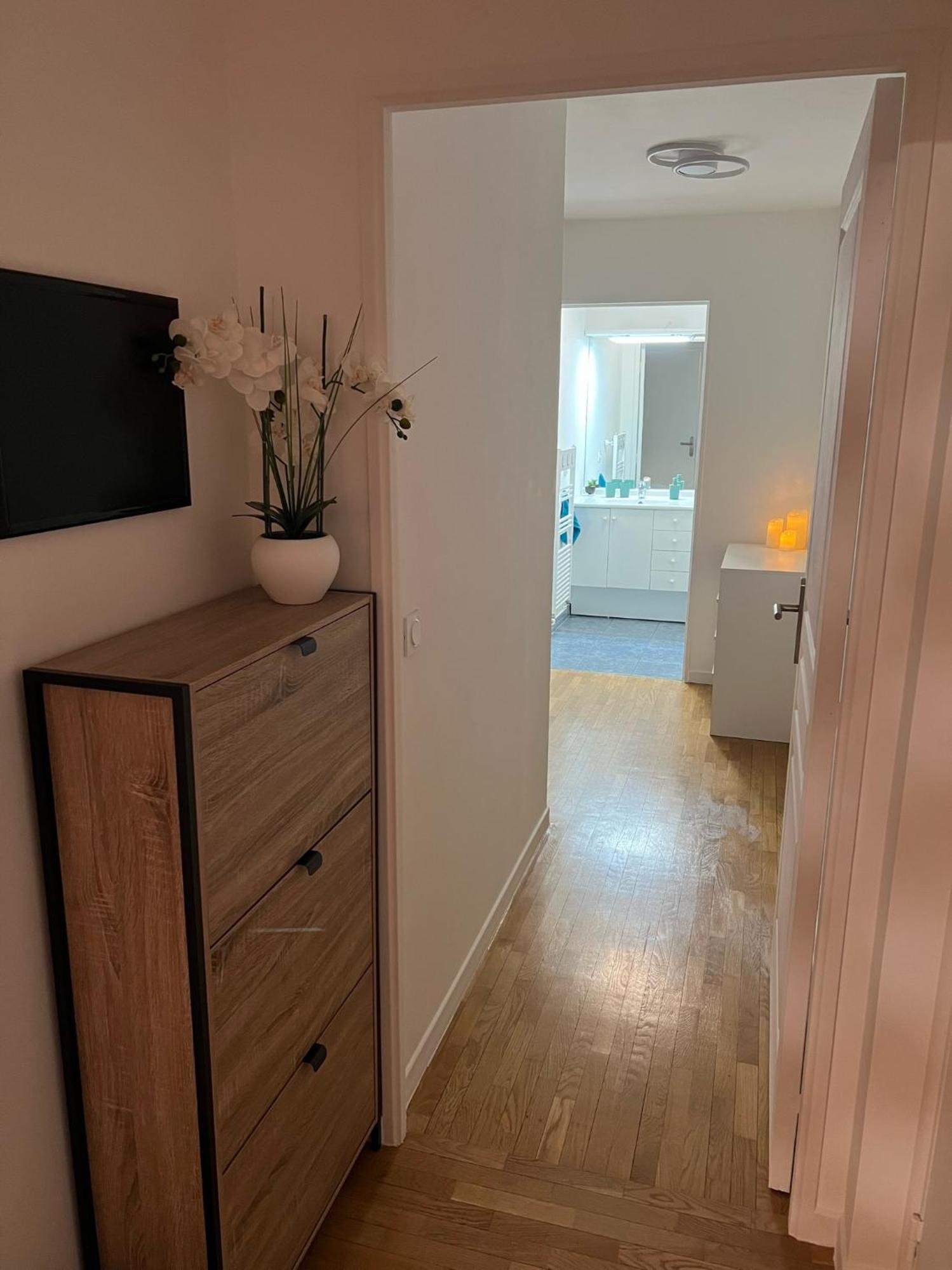Paris-Montrouge Magnifique Appartement 3 Pieces De 75M2 Avec Parking - Tres Cosy Pour 1 - 8 Personnes Refait A Neuf -Entire Apartment Luxurious And Warm -Montrouge Paris 14Eme - Proche Aeroport Orly Parc Expositions Porte De Versailles Free Wifi Grat Екстериор снимка